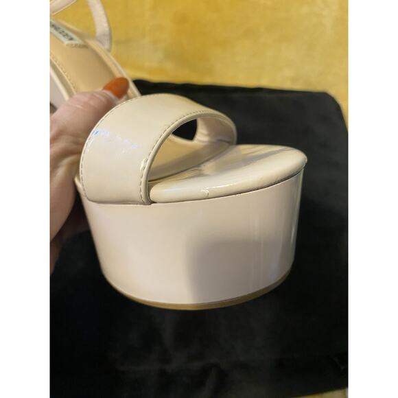 STEVE MADDEN Women's “Blane” Size 9.5M Bone Patent Platform Ankle Strap Heels - Picture 11 of 15